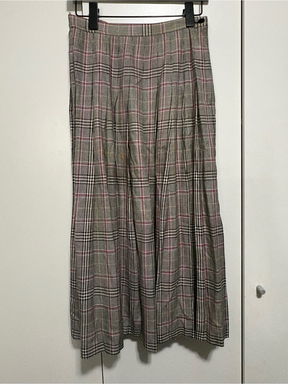 80’s Vintage Pendleton Gray Plaid Midi Skirt with Pink Windowpane